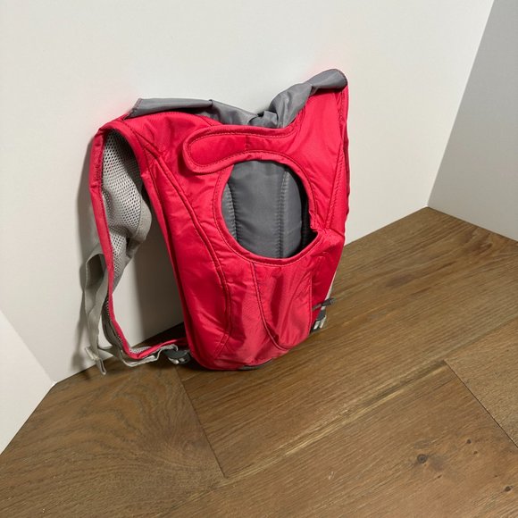 CamelBack Women's Charm 1.5 Liter Hydration Back Pack, LIGHTLY USED - Picture 2 of 4